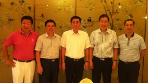 威海市人民政府刘广华副市长等一行到访商会